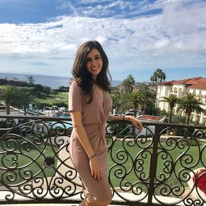 Meet your Posher, Candice